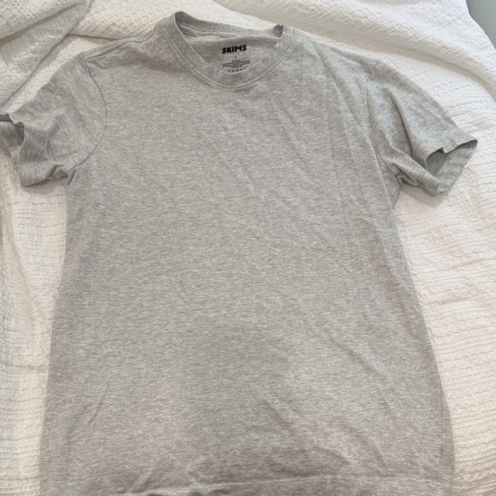 SKIMS Men's Short Sleeve Crew Tee in Heather Gray